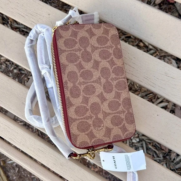 Coach Kira Crossbody Wristlet - Picture 3 of 6